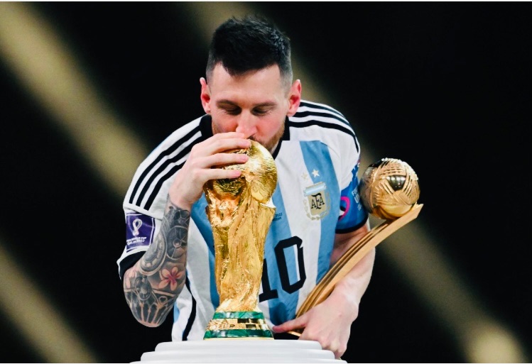 Messi Gati për Kupën Historike të Gjashtë të Botës, Argjentina Publikon Listën Zyrtare