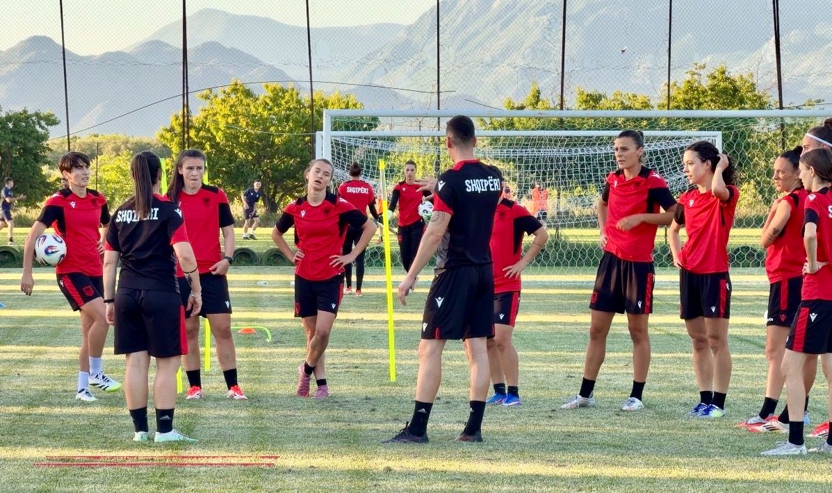 Vajzat Kuqezi Nisin Misionin për Botërorin 2027 – Shqipëria Gati për Sfidat Vendimtare ndaj Çekisë dhe Malit të Zi