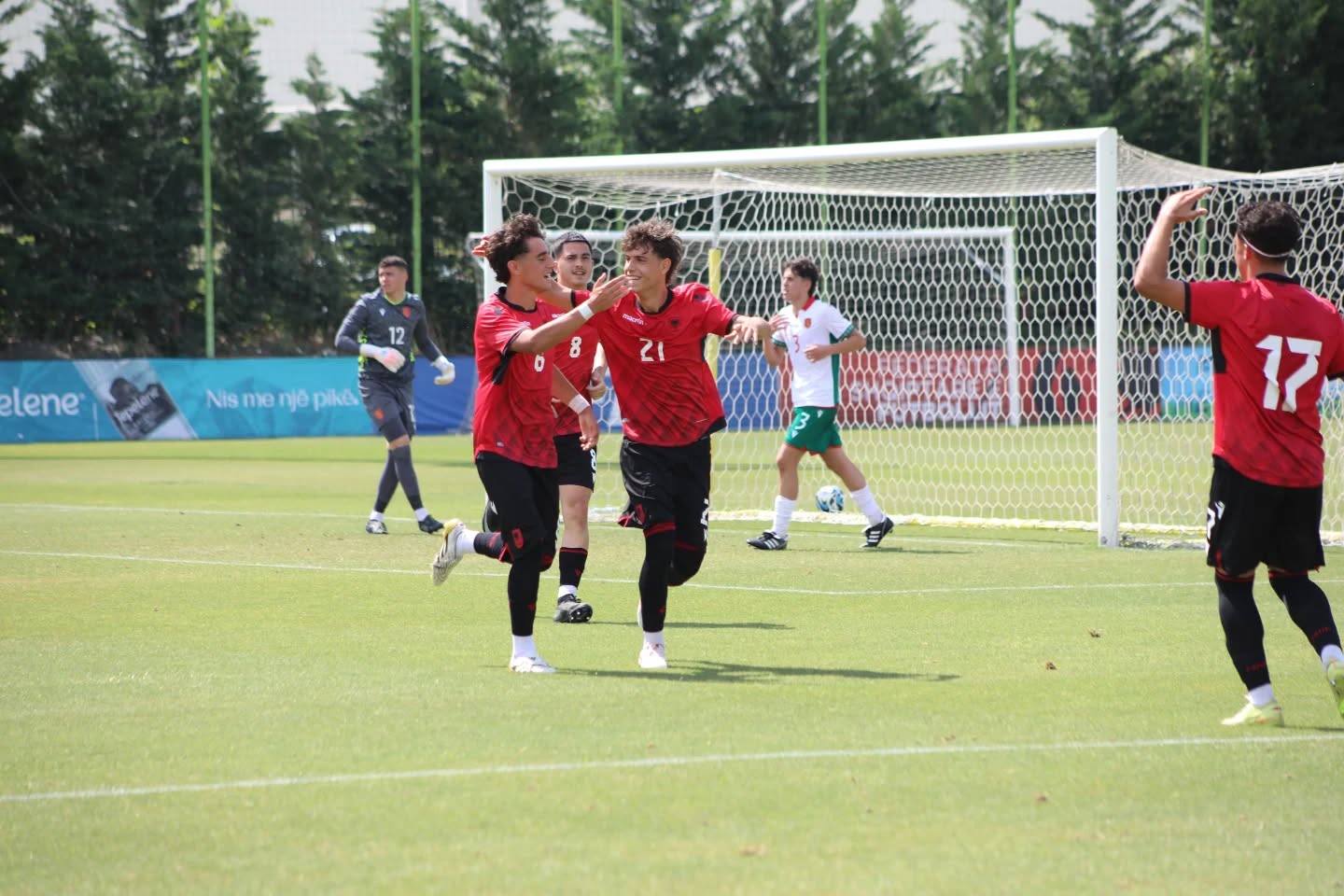 SHQIPËRIA U-16 SHKËLQEN NDAJ BULLGARISË, FITORE SPEKTAKOLARE 5-0 NË “SHTËPINË E FUTBOLLIT”