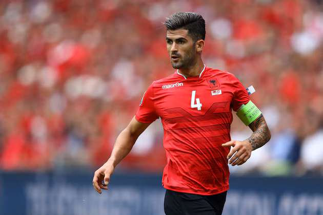 Elseid Hysaj–Lecce, marrëveshja ende nuk është mbyllur: shqiptari po shqyrton oferta të tjera